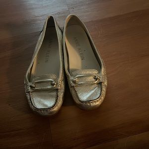 Anne Klein shoes lightly used size 8 cute gold flats